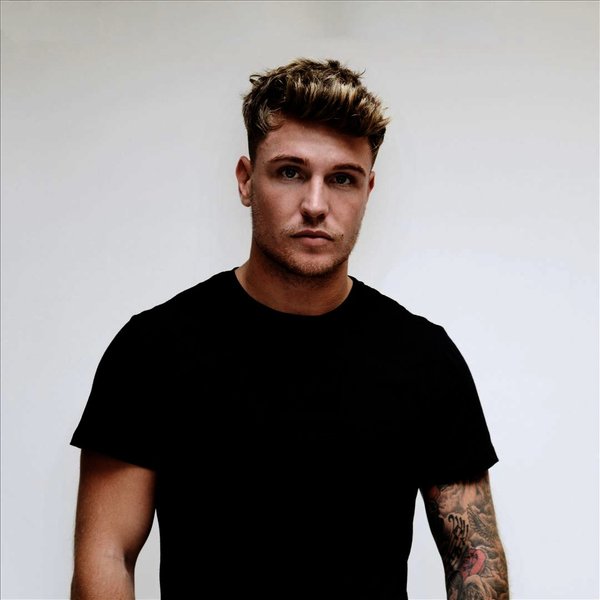 Tom Zanetti Interview by Richie Rich - Spain´s No.1 English Speaking ...